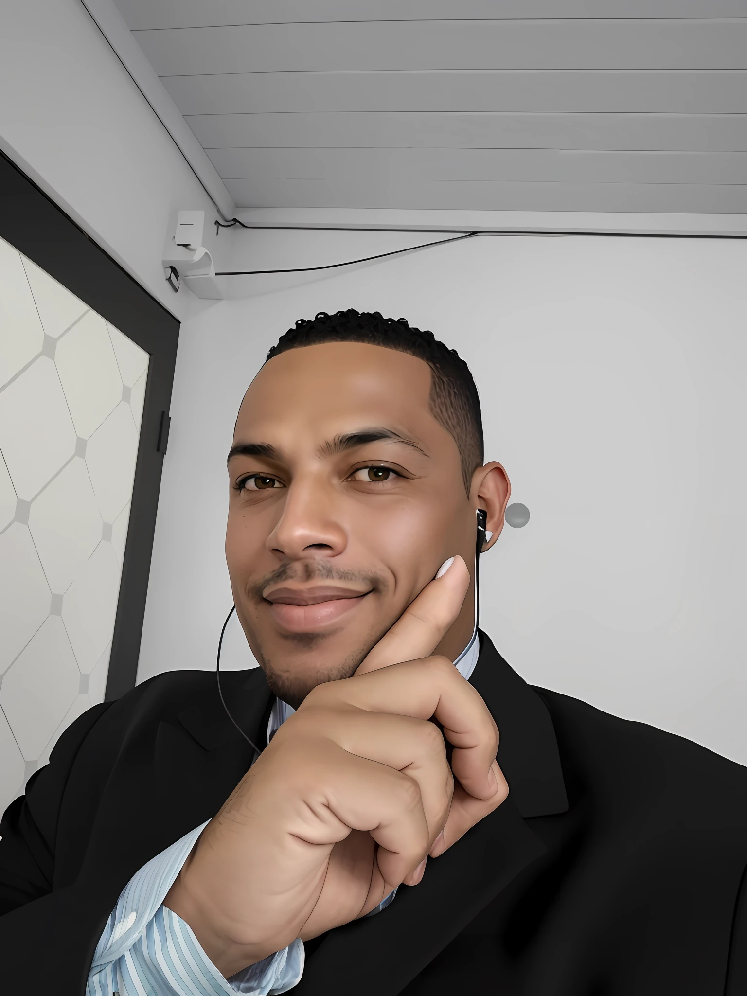 there is a man that is holding a cell phone up to his ear, david rios ferreira, ronaldo nazario, ronaldo nazario fenomeno, taken in the early 2020s, jemal shabazz, icaro carvalho, selfie of a man, edu souza, george pemba, jeffery smith, professional profile picture --auto --s2