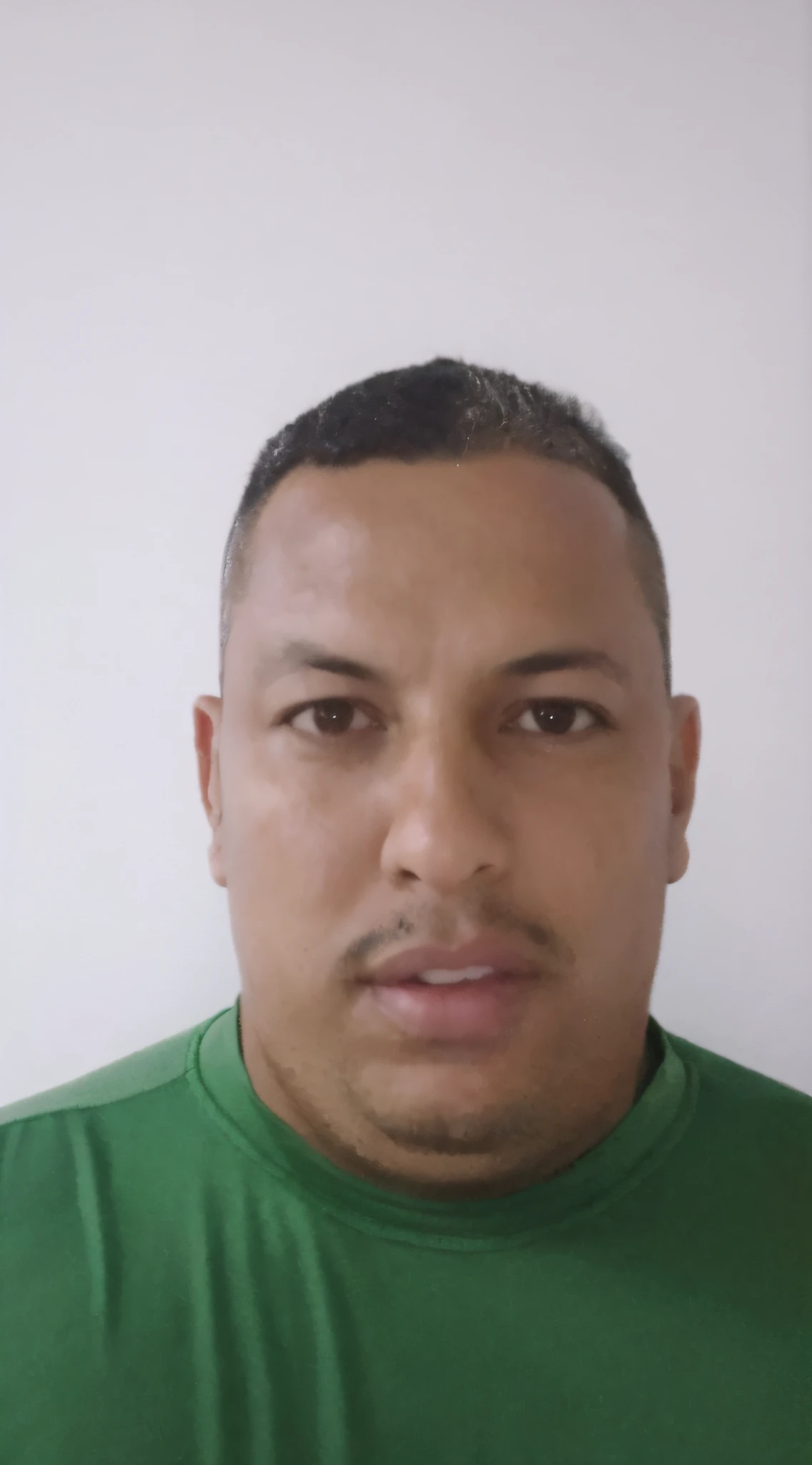 Man in green shirt looking at the camera, Ronaldo Nazario , David Rios Ferreira, Ronaldo Luis Nazario da Lima, frontal photo, Man of 4 0 years, (38 years old), Ronaldo Phenomenon, José Moncada, Icaro Carvalho Surrealism, ray tracing, UHD, high details, 8k, Best Quality, Textured Skin, Gundam Mech, Masterpiece