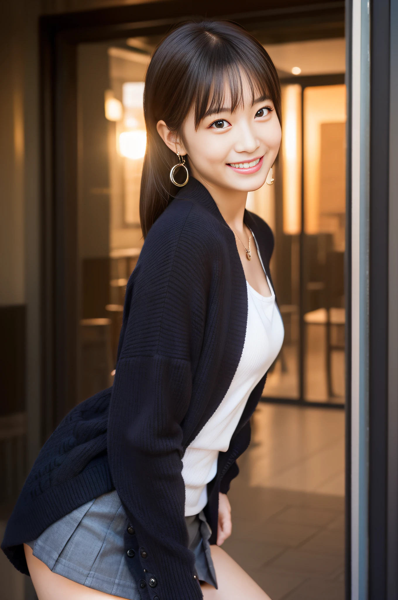Smile, miniskirt