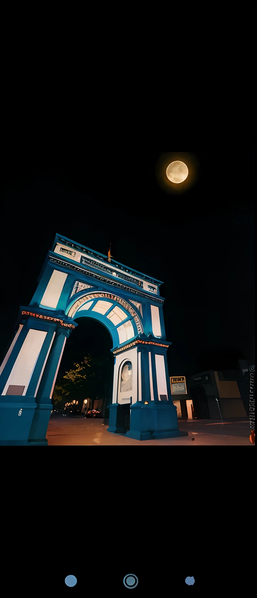 a close up of a clock tower with a full moon in the background, fotografia noturna, at nighttime, photography at night, at night with full moon, at nighttime, it is night time, fotografia noturna, at night with moon light, durante a noite, Noturno, photo taken at night, fotografia da hora azul, de noite, um arco, em segundo plano