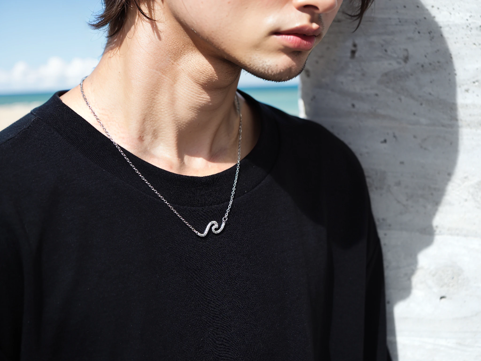 8K, RAW photos, top quality, masterpiece: 1.2, UHD: 1.2), (realistic, photorealistic: 1.37, photorealistic: 1.37) male, Japan male, surfer,