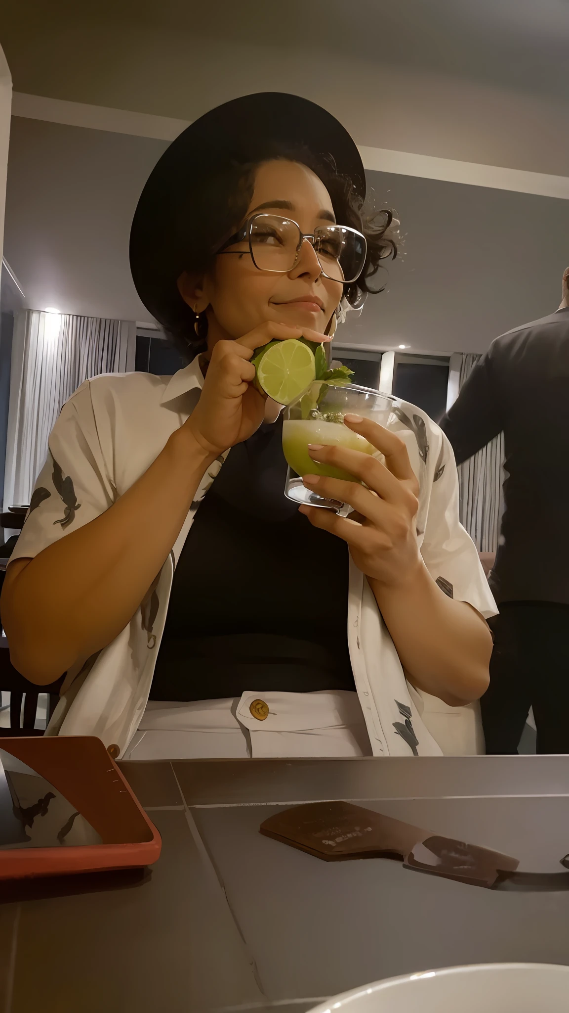 there is a woman sitting at a table drinking a drink, com uma bebida, segurando uma bebida, coquetel de bebida, candid picture, foto de baixa qualidade, candid photo, imagem de perfil, 🍸🍋, com um canudo, taken in the early 2020s, beber, imagem de qualidade muito baixa, foto do perfil, foto de perfil, not blurry On a beach