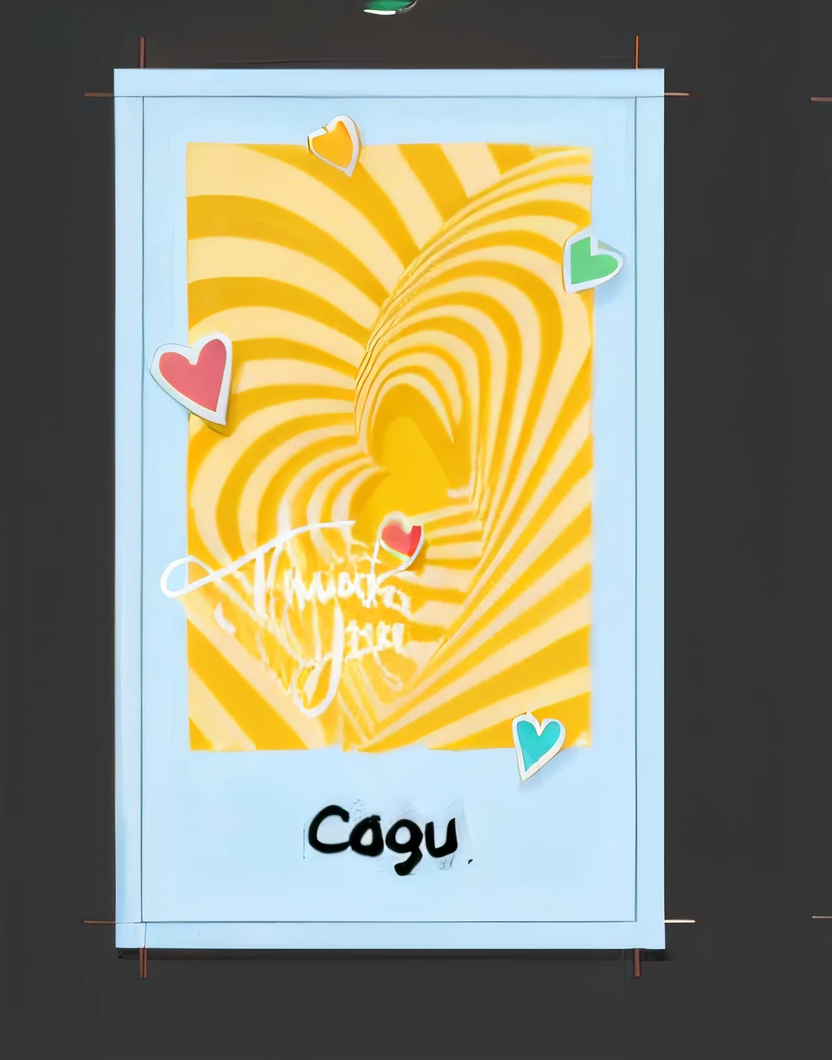 A picture of a heart with a thank you card, The cards, full card design, Preserve the yellow heart-shaped area，Other elements are removed