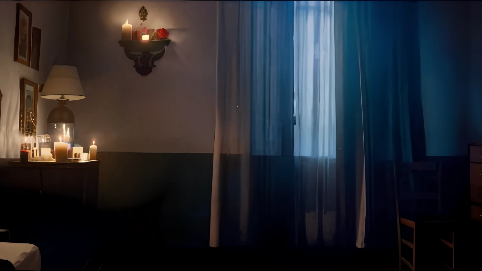 Candles are lit in a dark room with a window and a chair, Ainda de L'Estate, a still of an ethereal, Filmado do filme de Danis Villeneuve, filme ainda de um filme de terror, psychological horror movie still, filme largo ainda, Captura de tela de Morbius (2022), cena mal iluminada, uma cruz na parede
