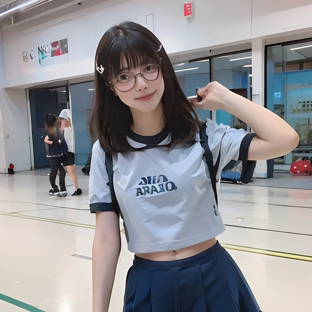 Glasses schoolgirl with exemplary physique(nffsw)Long straight hair School-designated gym clothes(Blue T-shirt)(Black shorts)In the school gym she sees me and smiles happily.