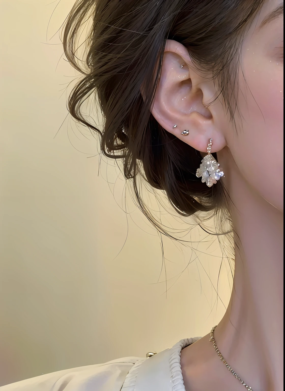 (((Woman with earrings))), Realistic details, 8K分辨率, Pearlescent stud earrings, Cute earrings, 16k, Very realistic, Brilliant shine, 8k ultra high definition, opulent, sparkling earrings, high-resolution details, vividly realistic, 12K, Kilometer-level resolution,greybackground,HD lens light