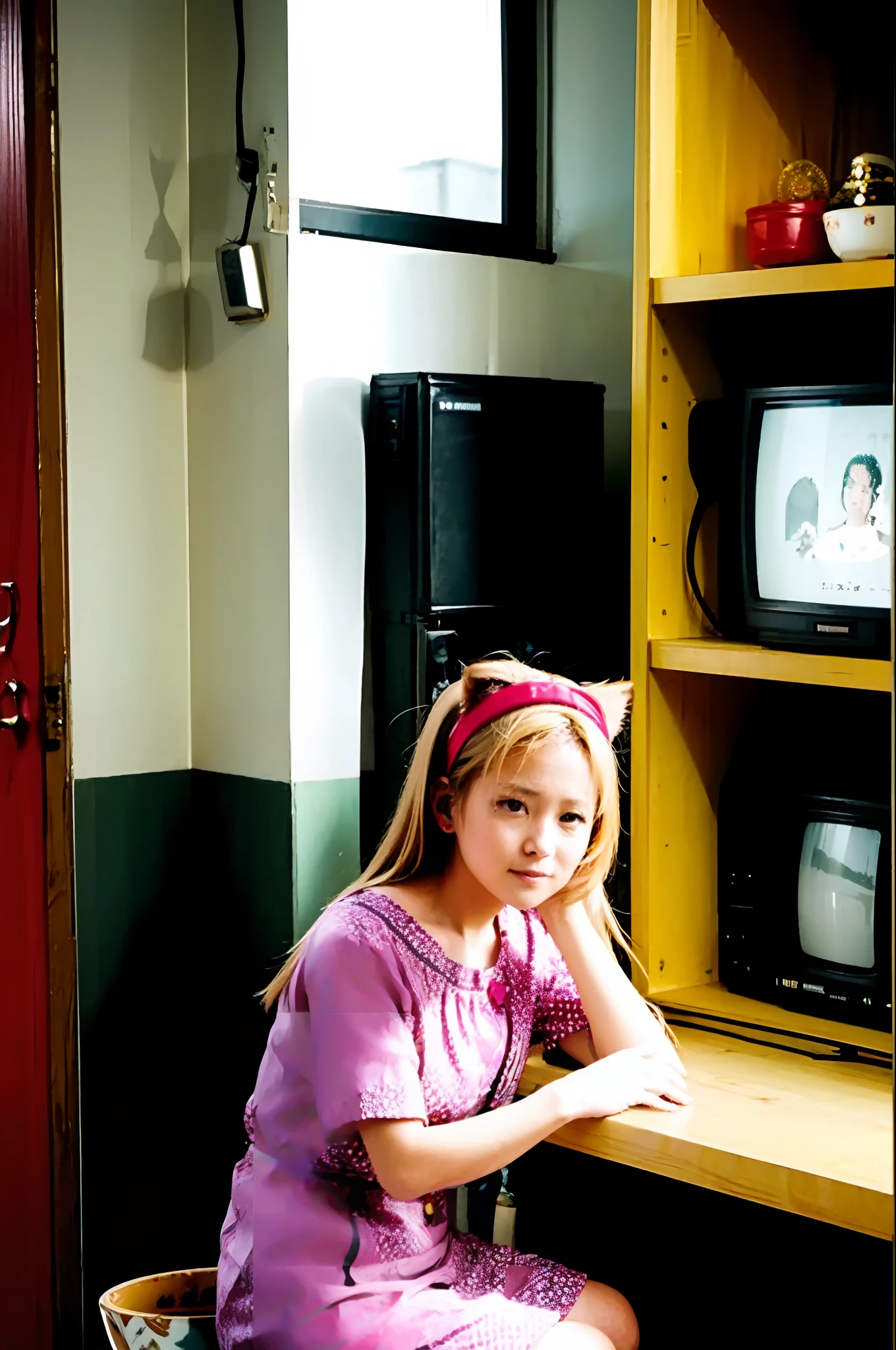 masutepiece, Best Quality, Indoors, 1girl in,Sitting, Animal ears, Komono, Blonde hair, Long hair、by the window