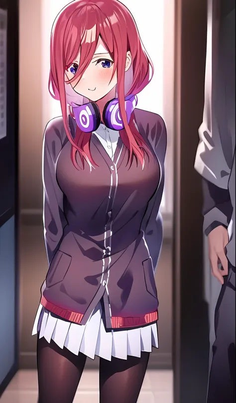 anime girl with headphones standing in a room with other people, menina bonita do anime high school, visual anime de uma menina ...