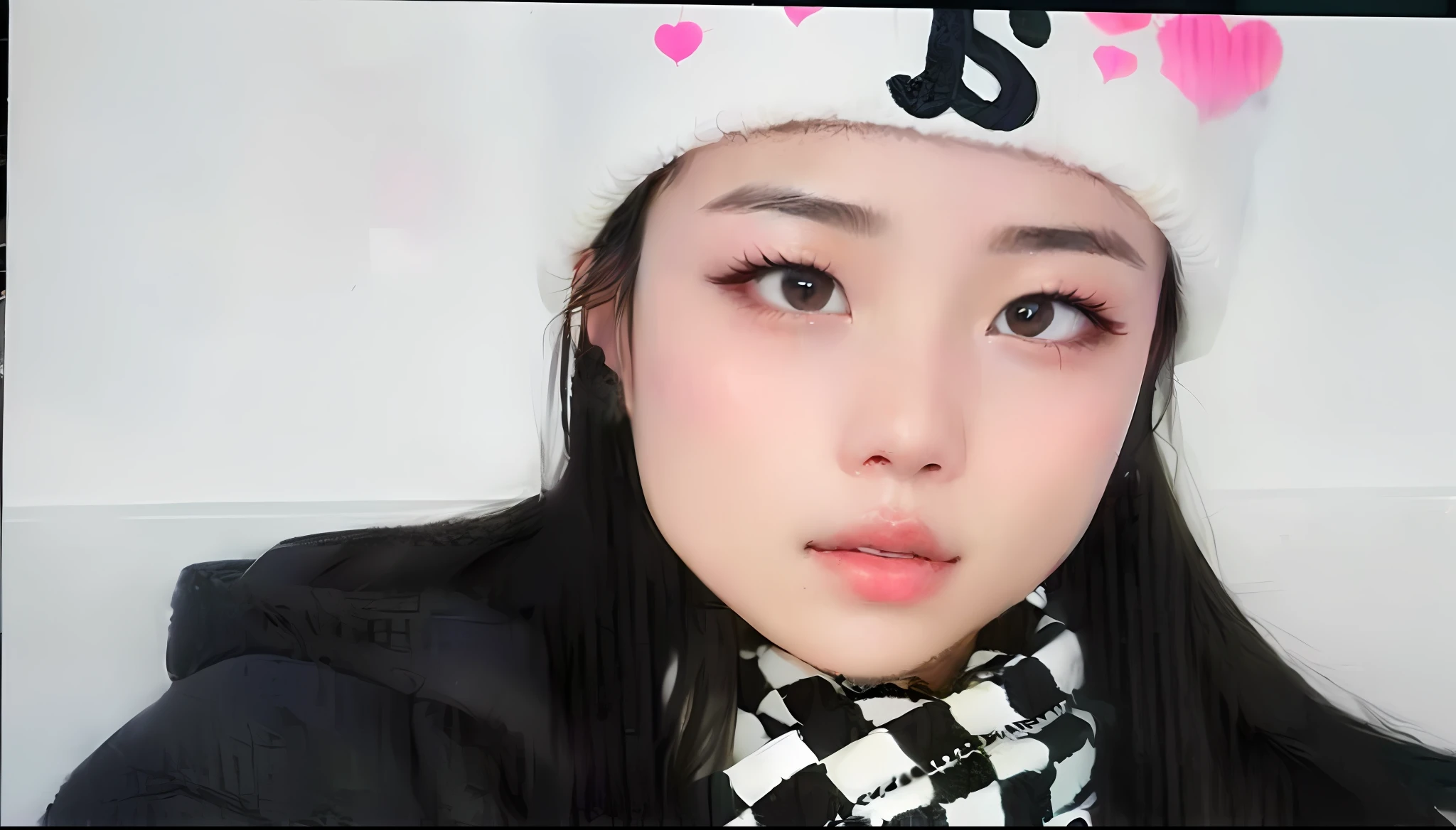There is a woman wearing a hat and scarf posing for a photo, wan adorable korean face, jossi of blackpink, cruel korean goth girl, xintong chen, ulzzangs, jisoo from blackpink, cute round slanted eyes, her face looks like an orchid, jisoo of blackpink, xision wu, with round face, Korean face features