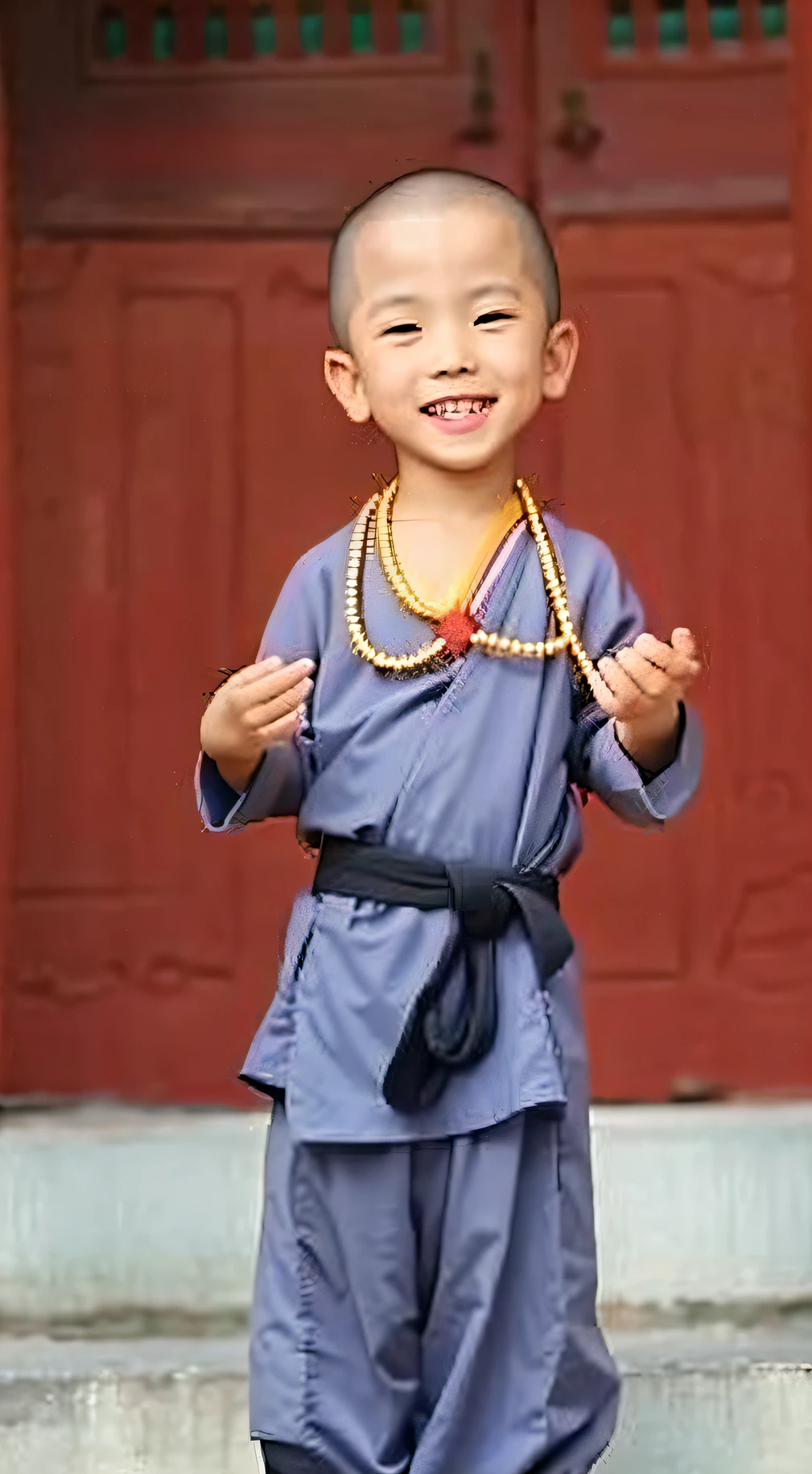 little monks，Little monk，A cute little monk of 5 ，ssmile，intelligent，adolable，had his hands folded，real-looking-skin，