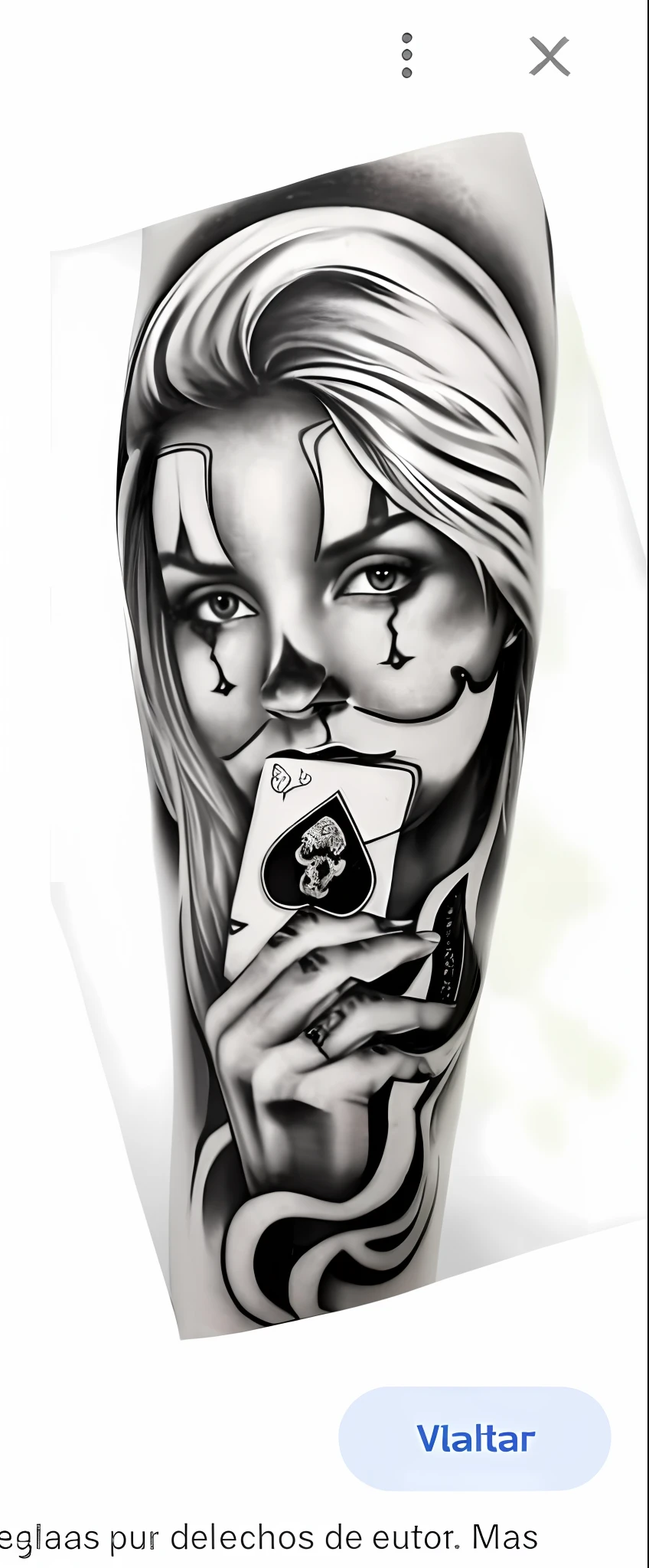 Un primer plano de una persona sosteniendo un naipe con un tatuaje, arte del tatuaje, Estilo de tatuaje negro y gris, tatuaje en blanco y negro, Realismo Dibujo del tatuaje, Realistic tattoo design, Tatuaje de realismo, Tatuaje galardonado, Tatuaje sombreado hiperrealista, Blanco y negro realista, Detallado y realista, tatuaje sombreado, tinta blanca y negra ', Estilo de tinta, estilo de tatuaje