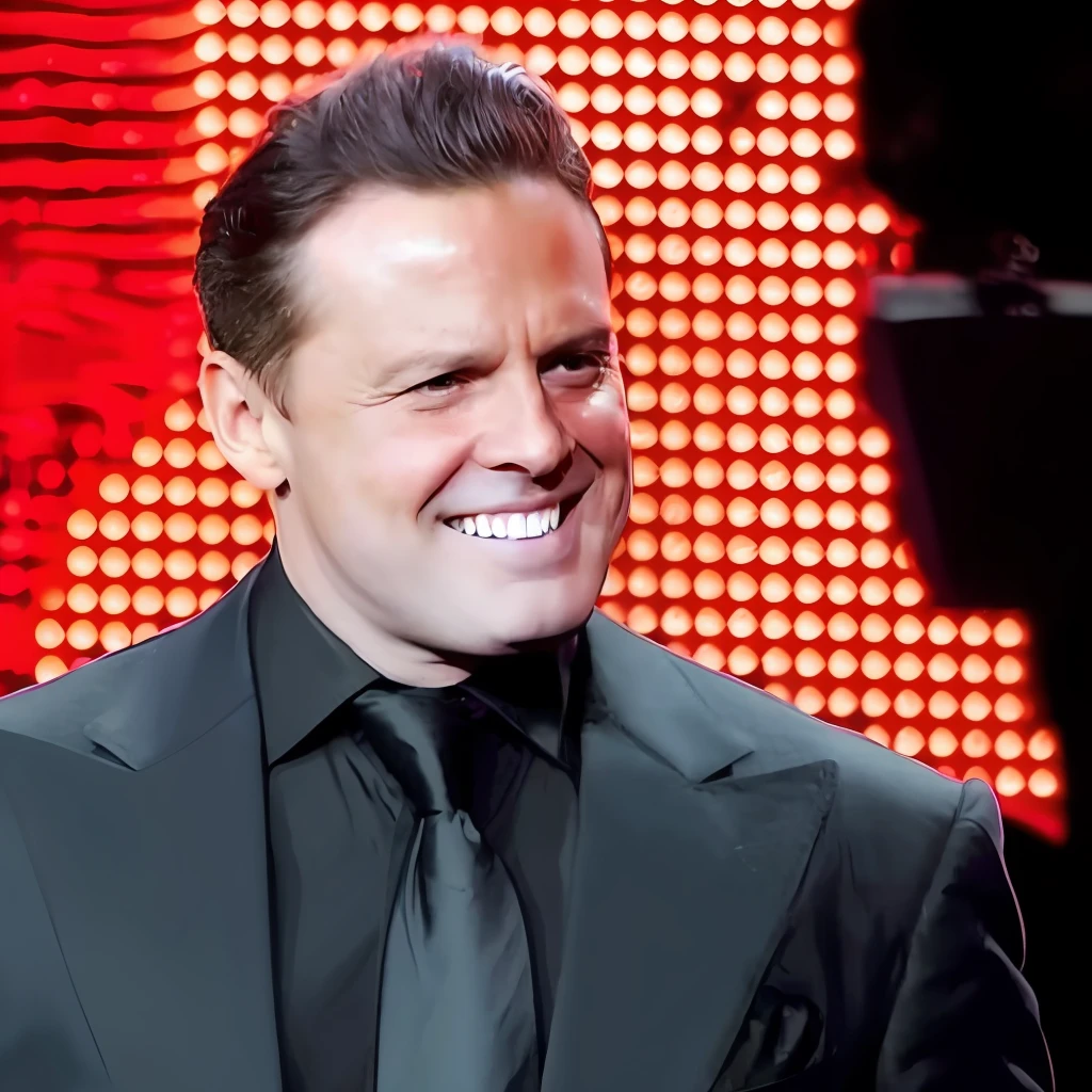 Luis Miguel Man in suit and tie smiling at the camera, Nuevo, taken in the late 2010s, Eddie Del Rio, Steve Buschemi, Pedro Tarka, instagram post, taken in the early 2020s, Paulie Shore, IGLA, Esteban Fabian, Rutkovski, Vitaly Bulgarov