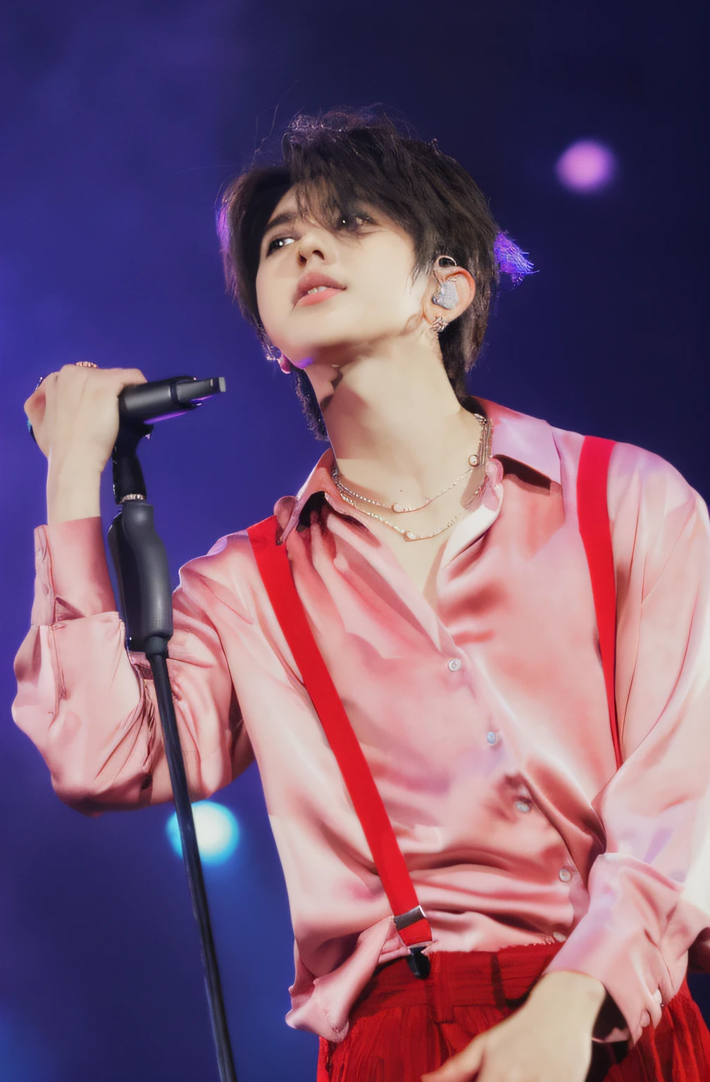 Cai Xukun's,Star Yuan skin pink suspenders,Hold the standing microphone,head looking up