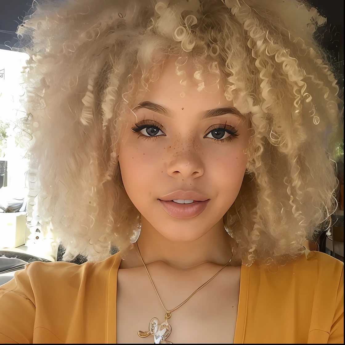 Garota 14 anos loira com sardas e sardas no rosto, loira curta, cabelos loiros cacheados | d & d, pale skin curly blond hair, cabelos loiros cacheados, menina de cabelos loiros cacheados curtos, cabelos loiros muito cacheados, cabelos loiros cacheados, afro encaracolado, longos cabelos loiros e cacheados, loiro encaracolado, cabelos loiros cacheados, medium yellow blond hair, Menina de pele clara. Jovem