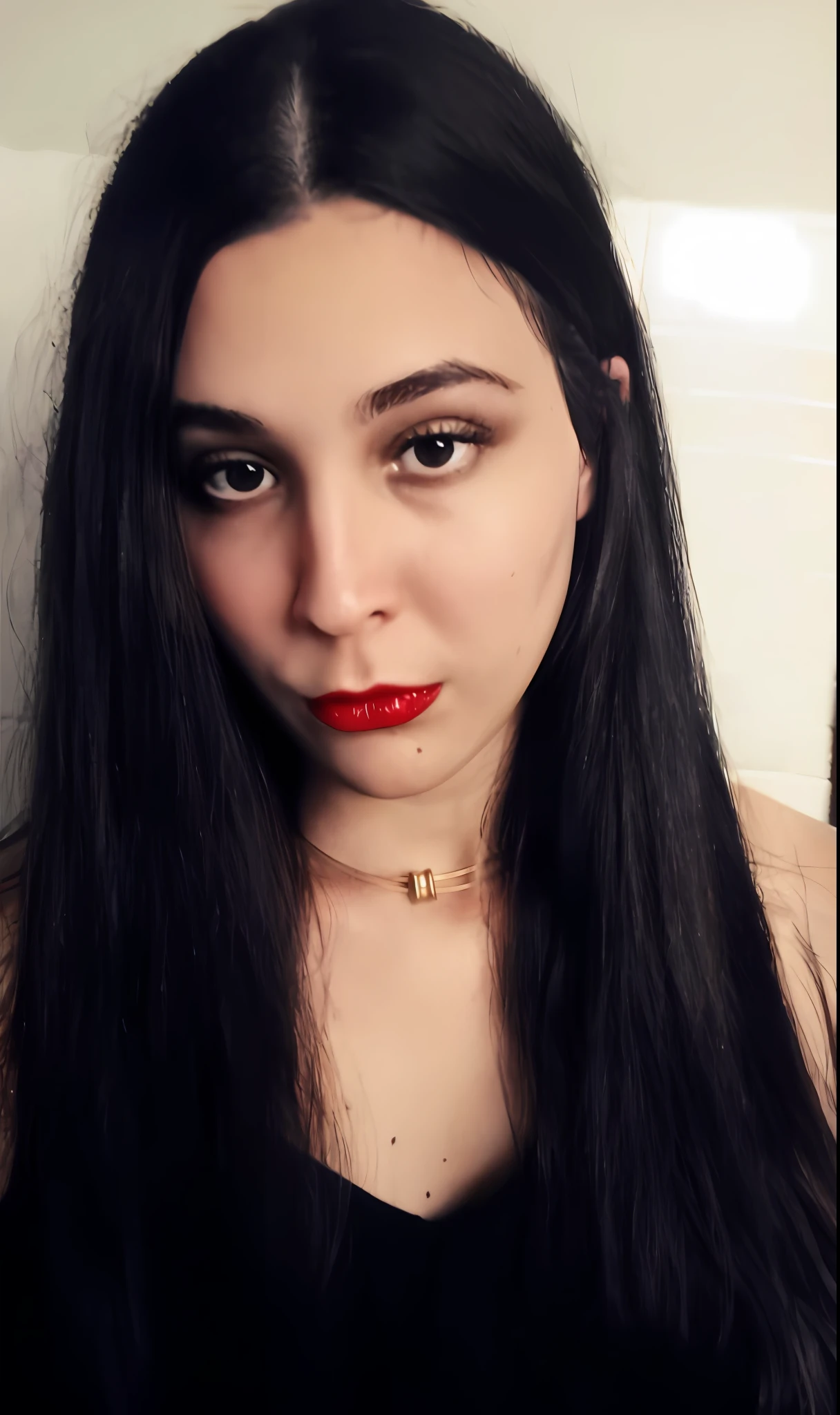 Long hair red lips