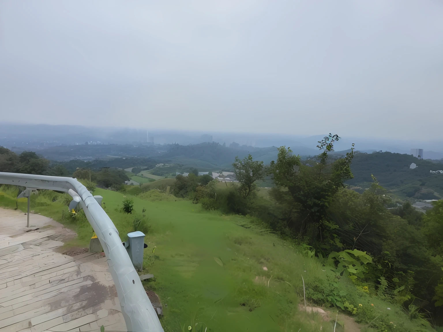 You can see a hill，There is a way to go up, 8 k''. filling most of the view, 8 k''. filling of the view, Valley in the distance, urban view in the distance, visto ao longe, view from top, overlooking valley, Distant view, Landscape view, skyline in the distance, Faraway view, with mountains in the distance