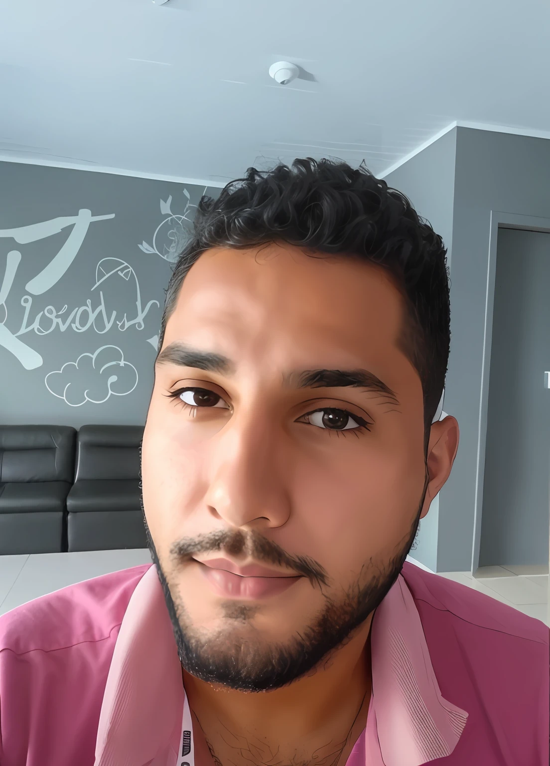 Homem com barba e camisa rosa na sala de estar, caio santos, icaro carvalho, david rios ferreira, Mohamed Reda, Alex, mateus 9 5, imagem frontal, em torno de 1 9 anos, Emad Mostaque, inspired by Antônio Parreiras, Directed by: Nandor Soldier
