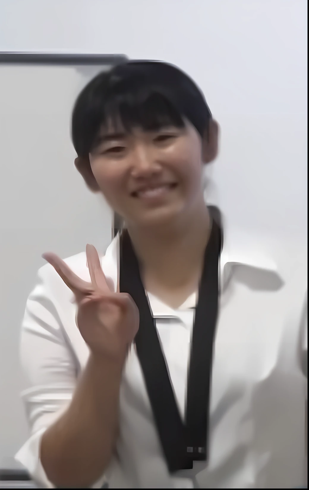 Smiling woman in white shirt holds peace sign in front of whiteboard, Shiori Teshirogi, Yuka Kazami, ayamin kojima, Na Kawahara々favor, Aoi Ogata, narumi kakinouchi, Chiho Ashima, mao hamaguchi, Junko Enoshima, nishimiya shouko, Kiyoko Suzuki