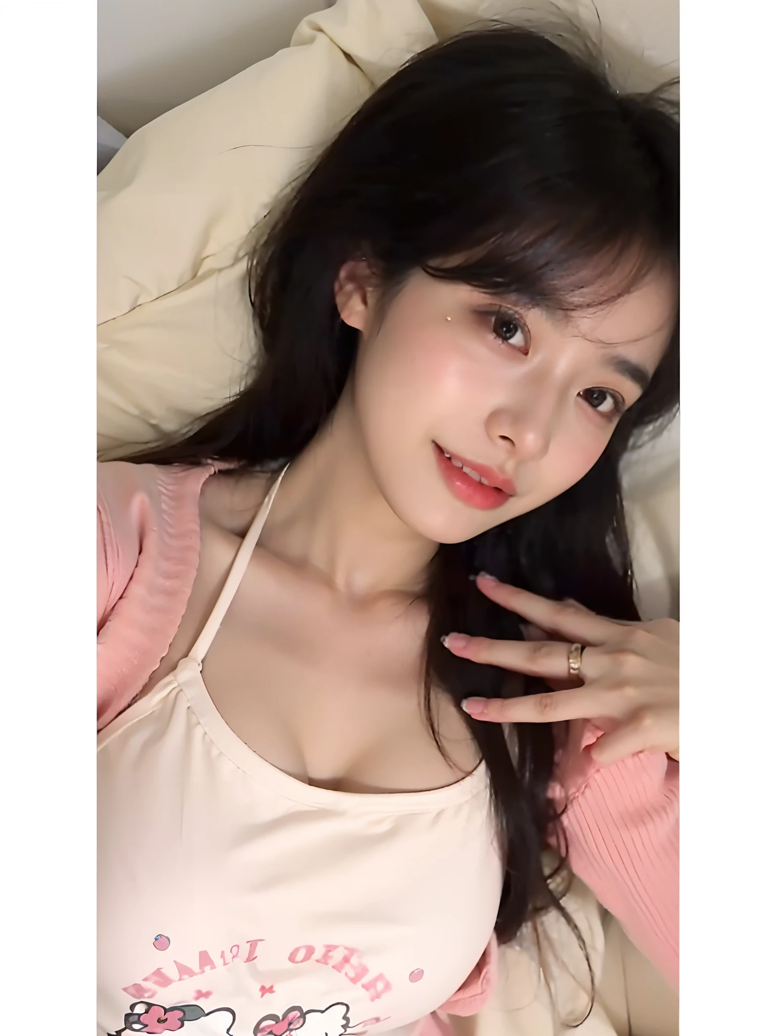 (Large breast:1.4),(shirt:1.4),(Best quality,masterpiece,ultra high res,(photorealistic:1.4),1girl,(:1.4),(long hair:1.6)
