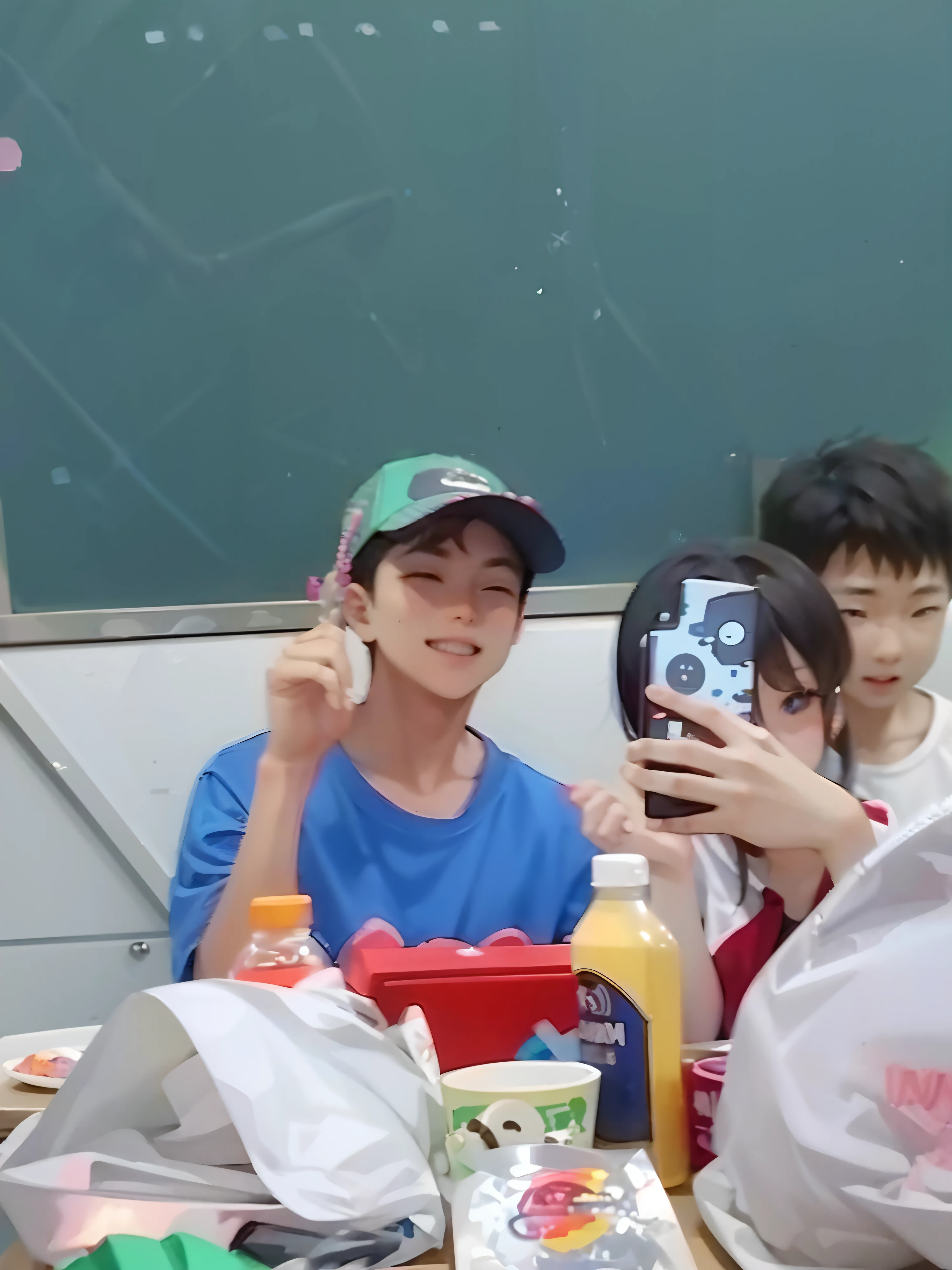 The girl sits in front of the boy,Take a photo with the boy on your phone。They are partying,in class room,But a slight smile can be seen,Student appearance,