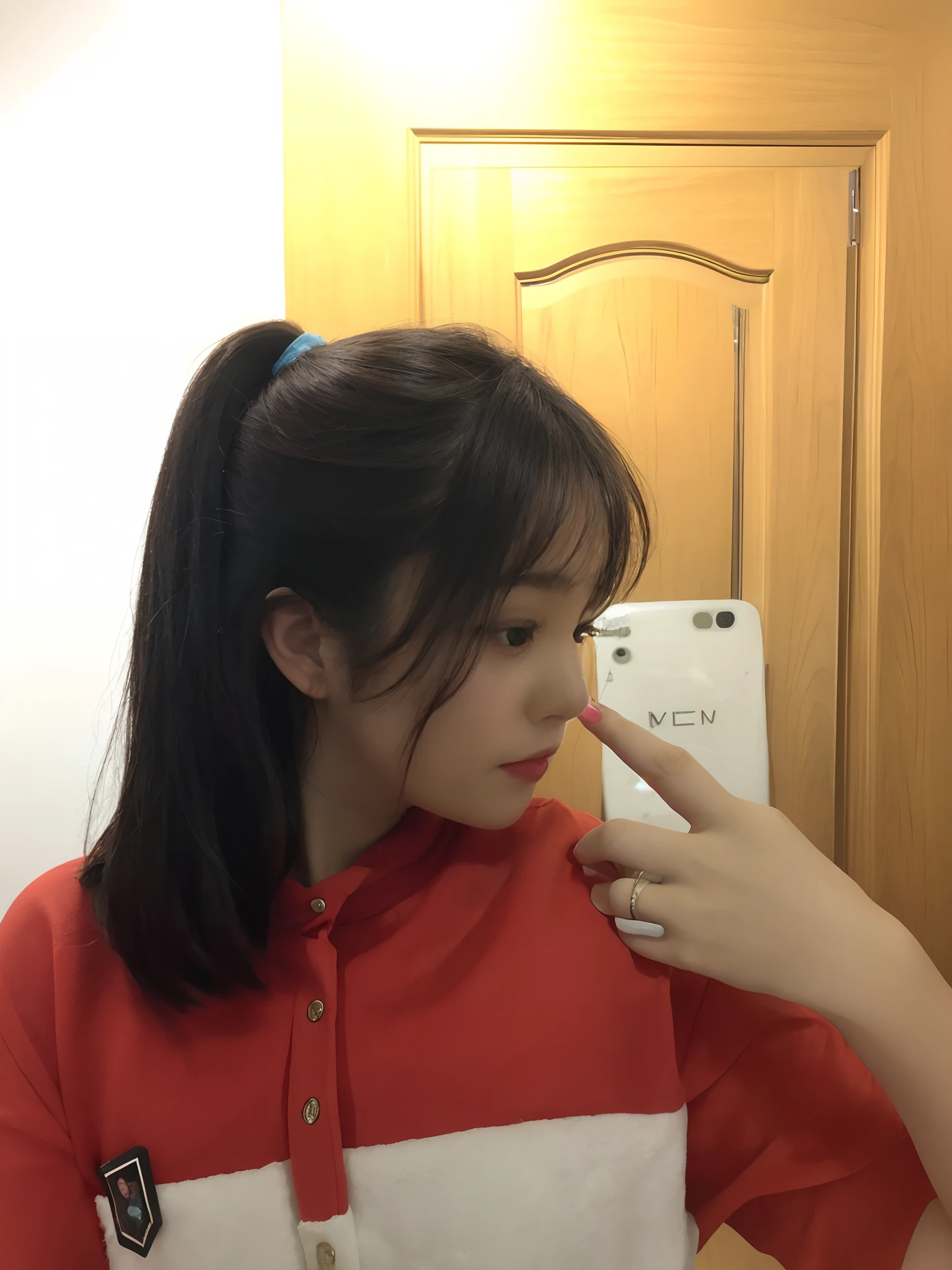 In the mirror is a fifteen-year-old girl taking a selfie, nakeness,Full-figured,seductiv,,Very exposed and comfortable,No clothes on,Didn't wear any clothes,Remove clothes