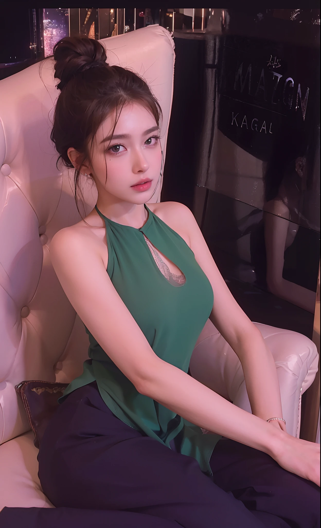1 girl in(8K、Raw photography、top-quality、masterpiece:1.2)、(realisitic、realisitic:1.37)、ultra-detailliert、Full body shot、realistic eyes and face details、natural skin textures、Dark eyebrows、(((thighs thighs thighs thighs)))、Fair skin、A detailed face、真实感、Realistic background、Realistic lighting、Sweaty skin