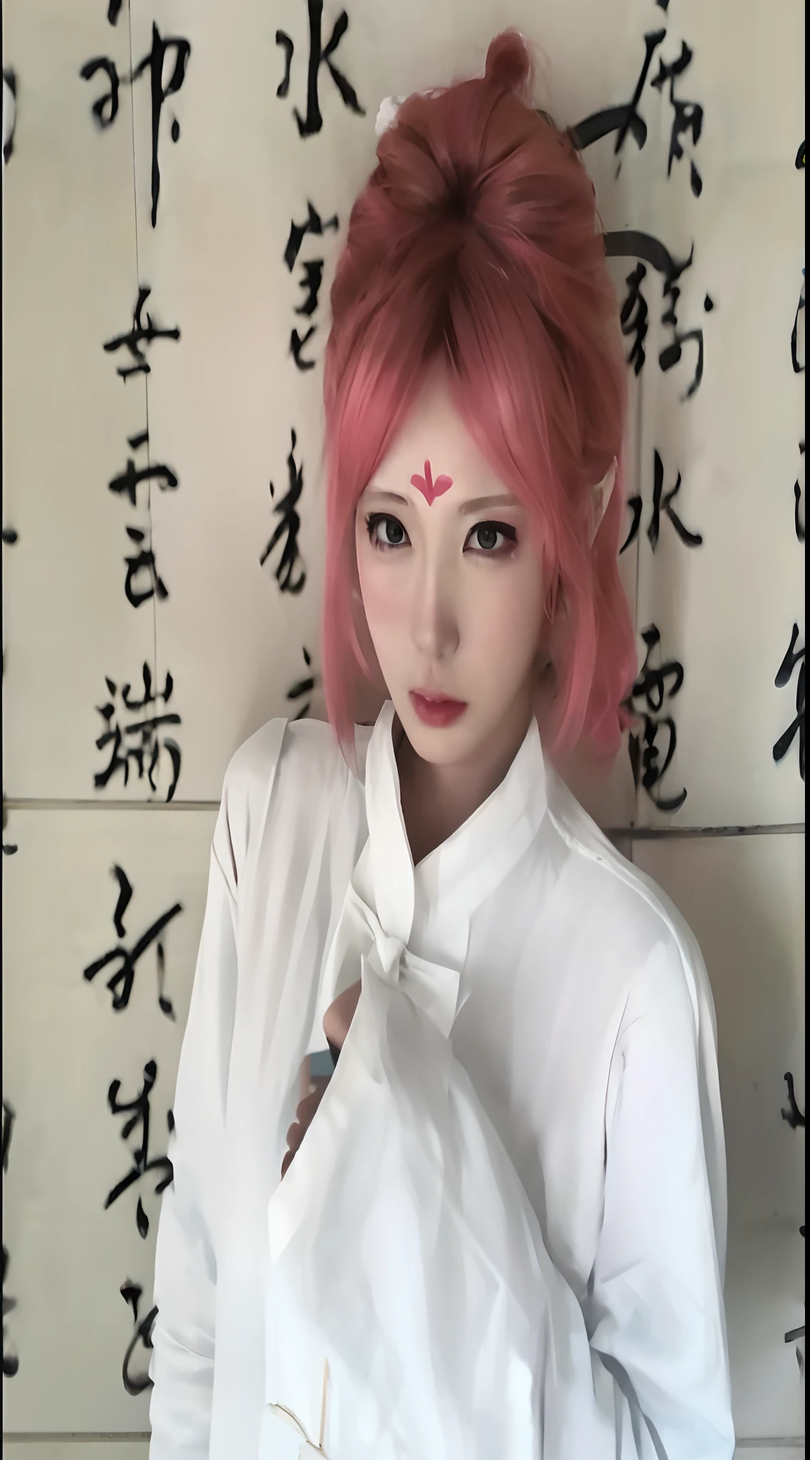 there is a woman with pink hair and a white shirt, Anime cosplay, Anime girl cosplay, Sakura Kinomoto, anime-inspired, Japanese goddess, white hime cut hairstyle, Anime girl in real life, inspired by Kanō Takanobu, inspired by Kusumi Morikage, inspired by Ayako Rokkaku, Ayaka cosplay, White Hanfu