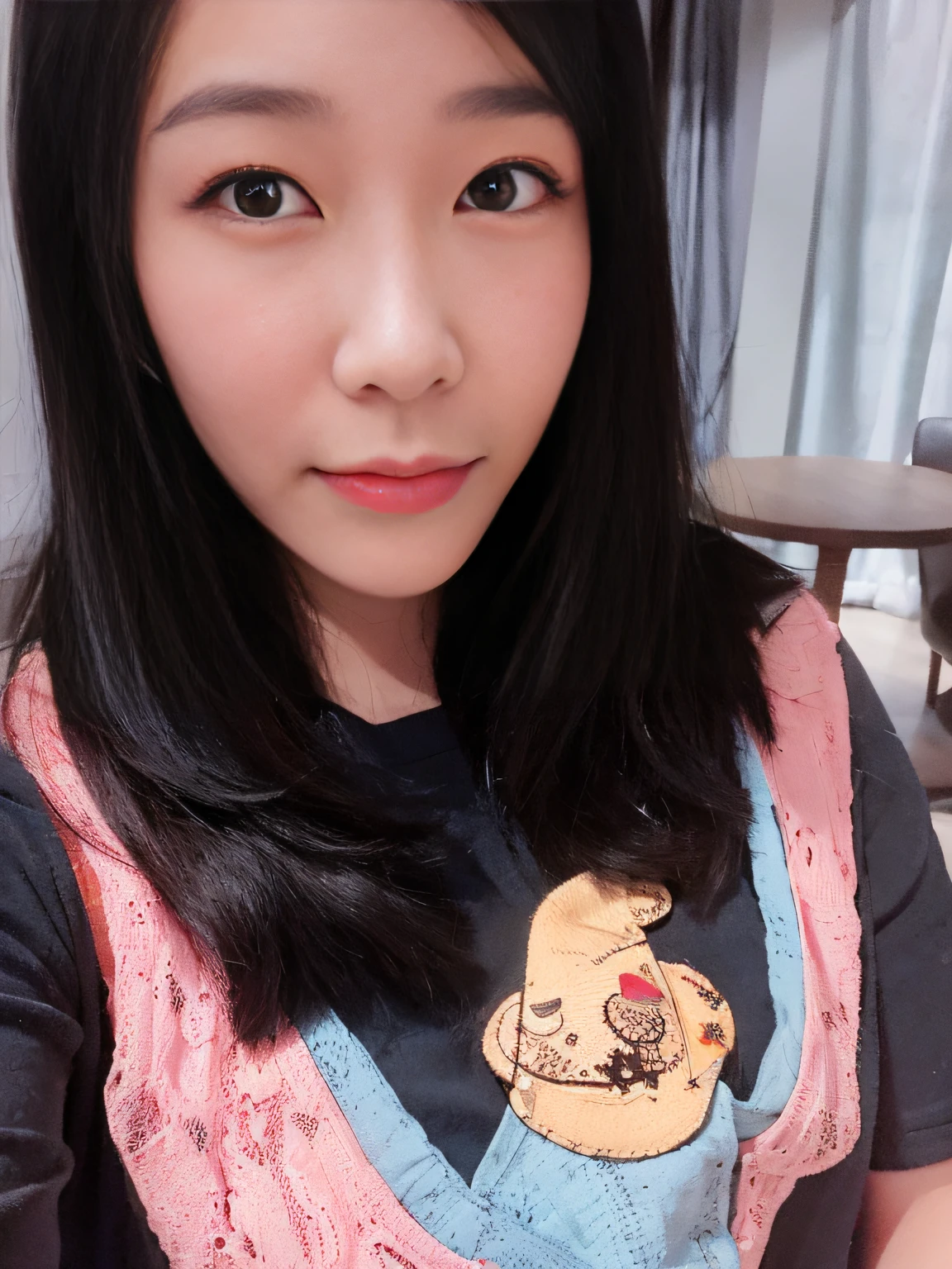 (8K, RAW photo, Best quality, masutepiece:1.2), (Realistic, Photorealsitic:1.37), Natural, 超A high resolution, Super detail, ultra - detailed, Detailed skin, foco nítido, bokeh feeling, GLOSSY TEXTURE, depth of fields, Shiny hair, (Follow the photo to restore facial details,1girll)Smooth skin, nomake-up, Black eyes, Radiant eyes, (Cute smile:1.4), , (Indoors:1.2)