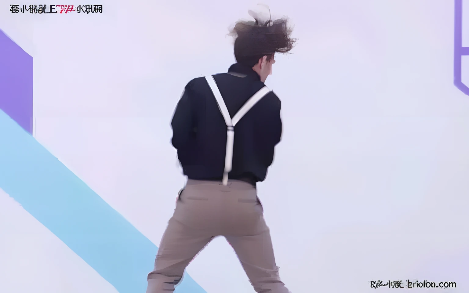 There was a man standing on a skateboard,he is dancing,he is floundering,His hair fluttered in the wind,look like someone is dancing,his back is turned,Big wind,extremely dynamic person,dancing in the background,extremely strong wind,he has short curly brown hair,dabbing,Very dynamic。