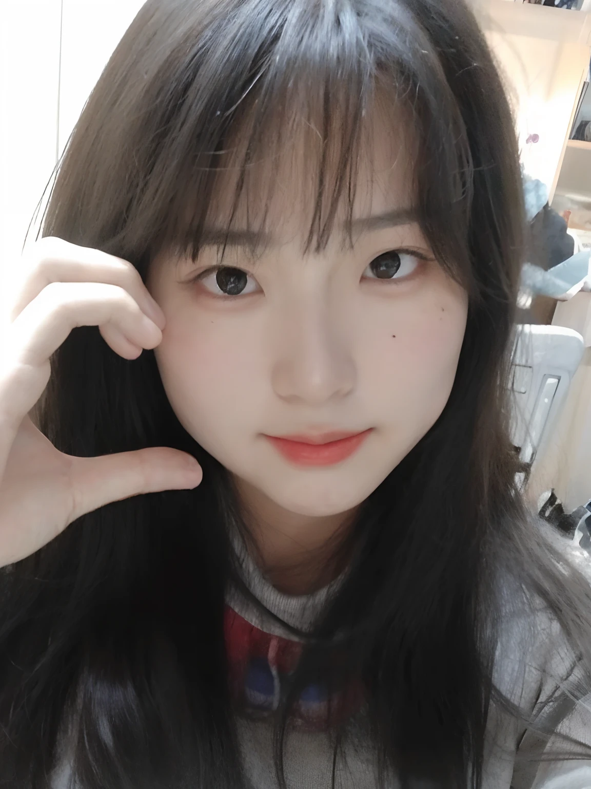 (Highest quality:1.1), (masterpiece:1.2), (Realistic:1.2), (detailed:1.1),
Top of Head POV Quilon Pose, One girl, Oral,penis, ((High School Uniform))、Short Bob、smile:1.5、Semen on the face:1.5