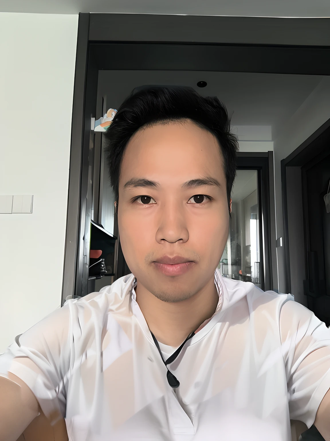 The facial features of the picture are consistent with the original picture，Clearly identify yourself，there is a man that is taking a selfie in the mirror, 8k selfie photograph, 2 7 years old, south east asian with round face, 2 8 years old, 2 9 years old, (38 years old), David luong, bao pham, 4 0 years old man, without a beard, 3 2 - year - old, 38 years old