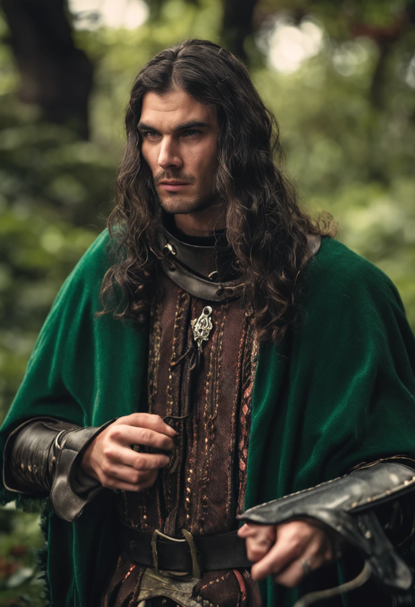 Medieval, homem, Loiro, foto inteira, olhos verdes, grimoire in hand, roupas de plebeu, roupa preta, cabelo curto