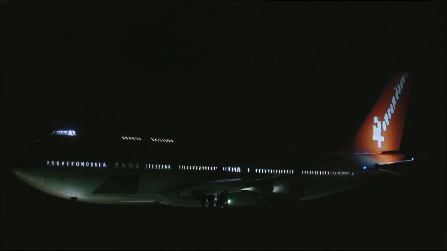 an airplane in the foreground, 747 - 400 voando em ceu escuro com as janelas dos passageiros e do piloto acesas. Lights in the distance, filmagens noturnas, luz plana, Luzes de pouso, Night camera footage,  Cinematic Still Shot