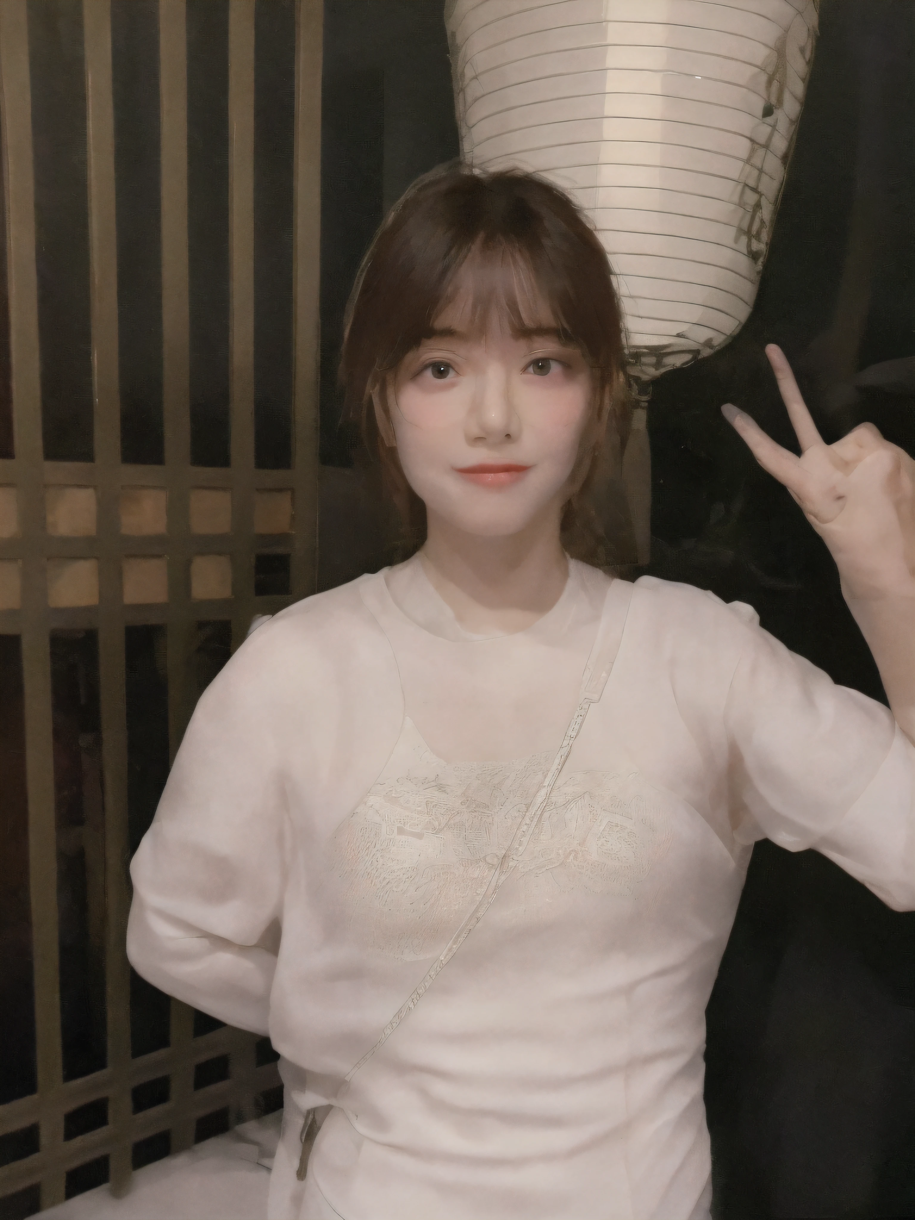 Wears short black sleeves,The Asian beauty of Biye is raised with his left hand,Carry a cross-shoulder bag,The background is a retro vibe window,There are lanterns。The chest is relatively small,Smile with your mouth closed