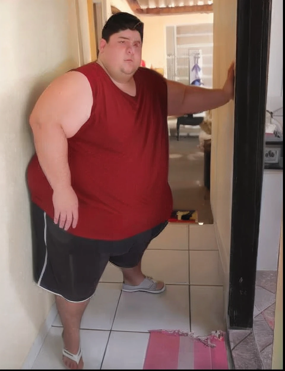 Arafed man standing in a door with a red shirt in, vida real peter griffin, obeso ), um obeso, Peter Griffin na vida real, morbidly obese, obeso, extremamente gordo, it's very huge, Peter Griffin como uma pessoa real, thicc, Eric Cartman na vida real, extremely realistic, fat ripped satanic creature, escalas muito grandes