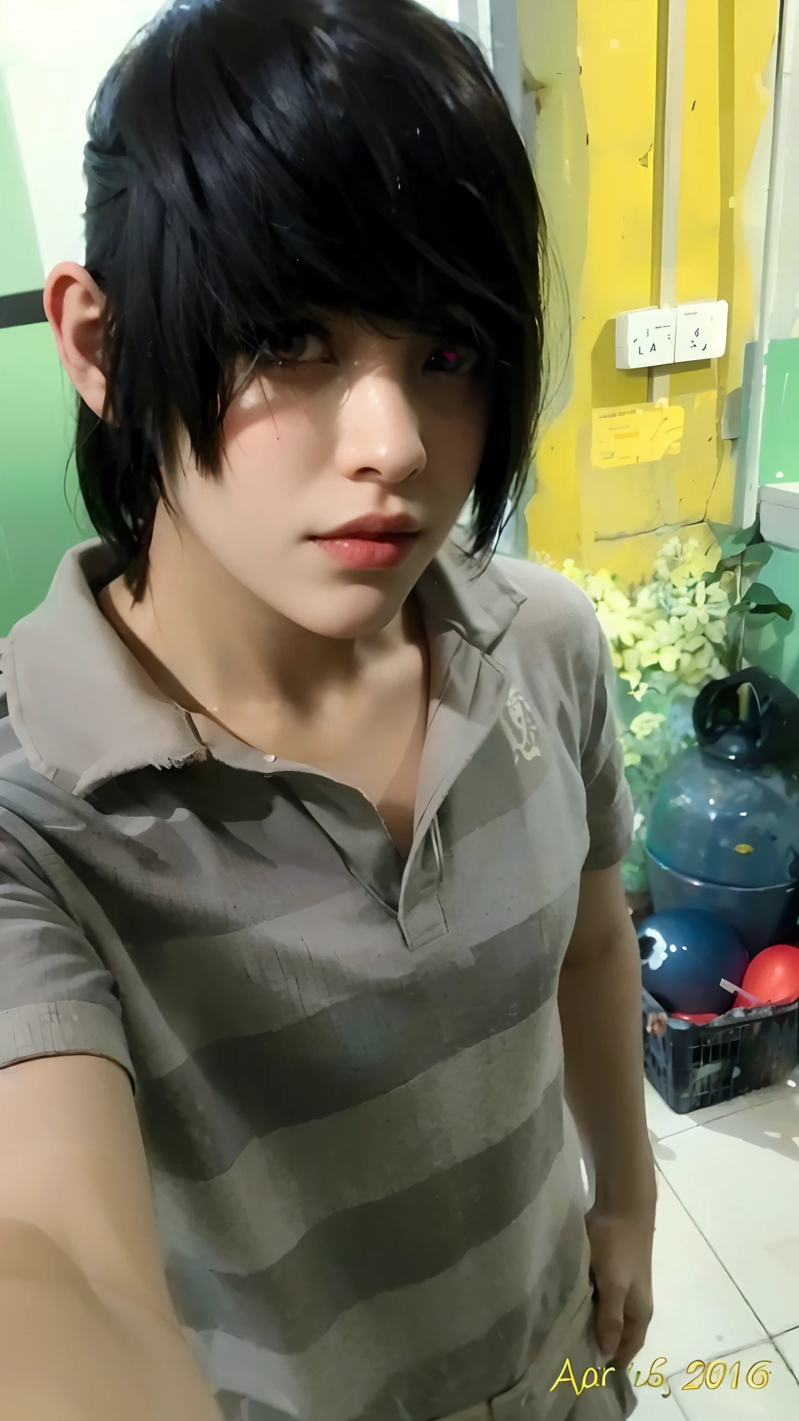 ((Best Quality, 8K, Masterpiece: 1.3)), (crow: 1.3), Focus: 1.2, (Layered Haircut: 1.2)), (Dark Street: 1.3), Highly Detailed Face and Skin Texture, Full Body, Delicate Eyes, Double Eyelids, Whitened Skin, Long Hair, (Round Face: 1.5), (Loose Crop Top, Shorts: 1.6), RAW picture, ultra realistic, unreal engine 5, face tattoo making
