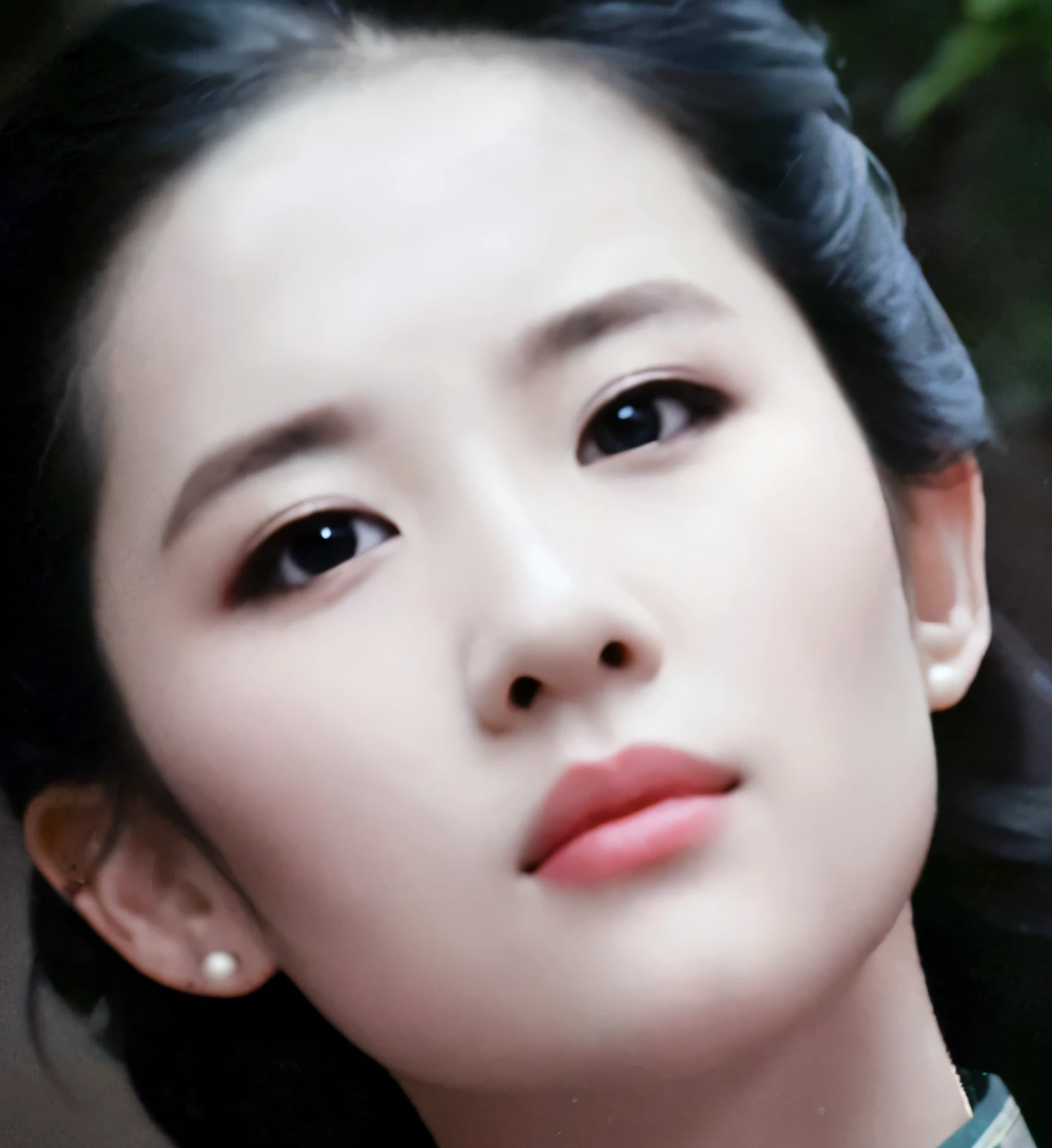 There is a woman in a blue-collared green shirt, inspired by Yun Du-seo, Realistic. Cheng Yi, inspired by Sim Sa-jeong, detailed face of a asian girl, inspired by Jeong Seon, inspired by Chen Yifei, inspired by Zhang Yin, Inspired by Tang Yifen, inspired by Liu Jun, inspired by Wang Yuan