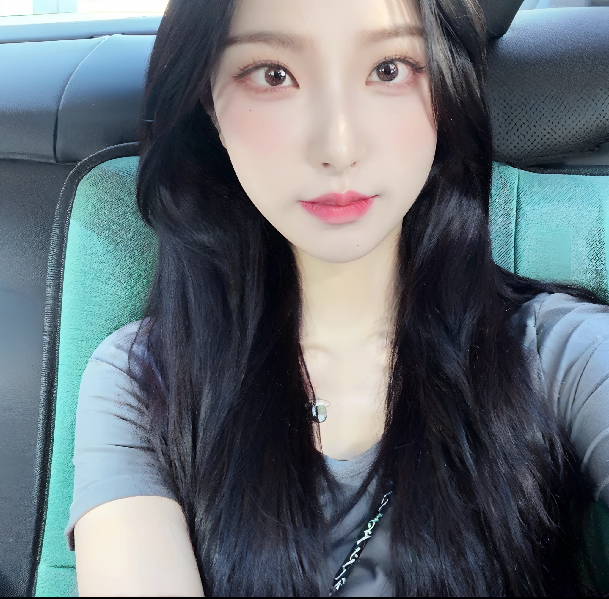 An Arapei woman with long black hair sits in the car, ulzzangs, 8K selfie photos, wan adorable korean face, jisoo from blackpink, jisoo of blackpink, jaeyeon nam, Choi Hyun-hwa, dilraba dilmurat, tzuyu from twice, 8K)), park jimin, beautiful Korean women, sun yunjoo