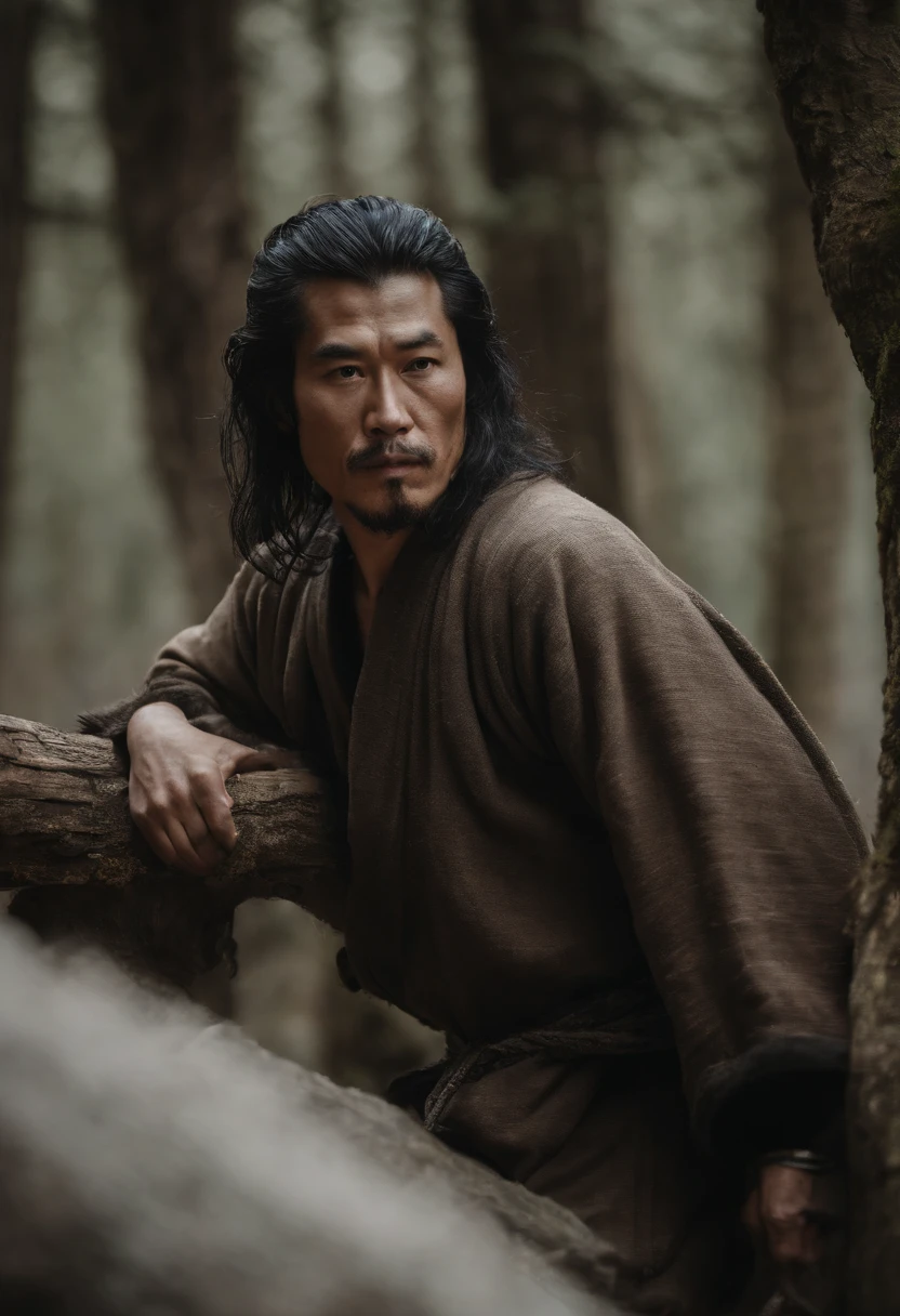 Martial arts novel Qiao Feng, the leader of the Dragon Eight Gang,Ken Takakura, Tall and strong,Long hair,The face is densely covered with short whisker roots,Darkening of the skin, burlap