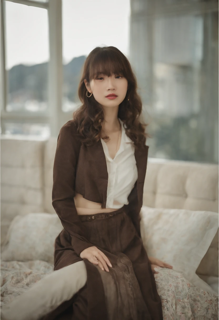 Korea person。girl with。in her 20s。kawaii。dual。Brown hair。Spoblar。With bangs。hotel。a bed。