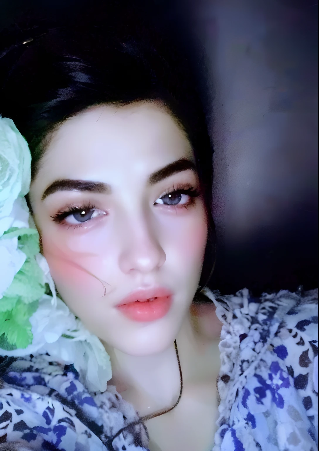 (realistic, photo-realistic:1.37),(8k, RAW photo, best quality, masterpiece:1.2), cute, ultra-detailed,heart-shaped pupils,physically-based rendering, ultra high res, kodakvision color, shot on Arricam LT Camera, bokeh, sharp focus,
looking at viewer,photorealistic,realistic, solo, photorealistic, best quality,extremely detailed face,extremely detailed eyes and face, beautiful detailed eyes,absurdres, incredibly absurdres,haunting smile,Messy hair, floating hair, ,