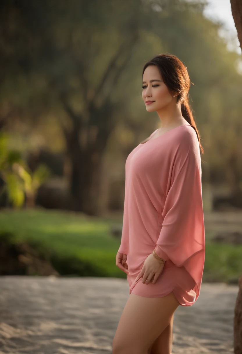 (La mejor calidad, 8k, 32K, Obra maestra, UHD:1.2),Foto de Pretty Japanese woman, senos grandes, Pelo corto bob,Parte superior del cuerpo,Enfoque facial,Gran_pullover, collar, Fondo exterior, desde arriba, Mirando al espectador,