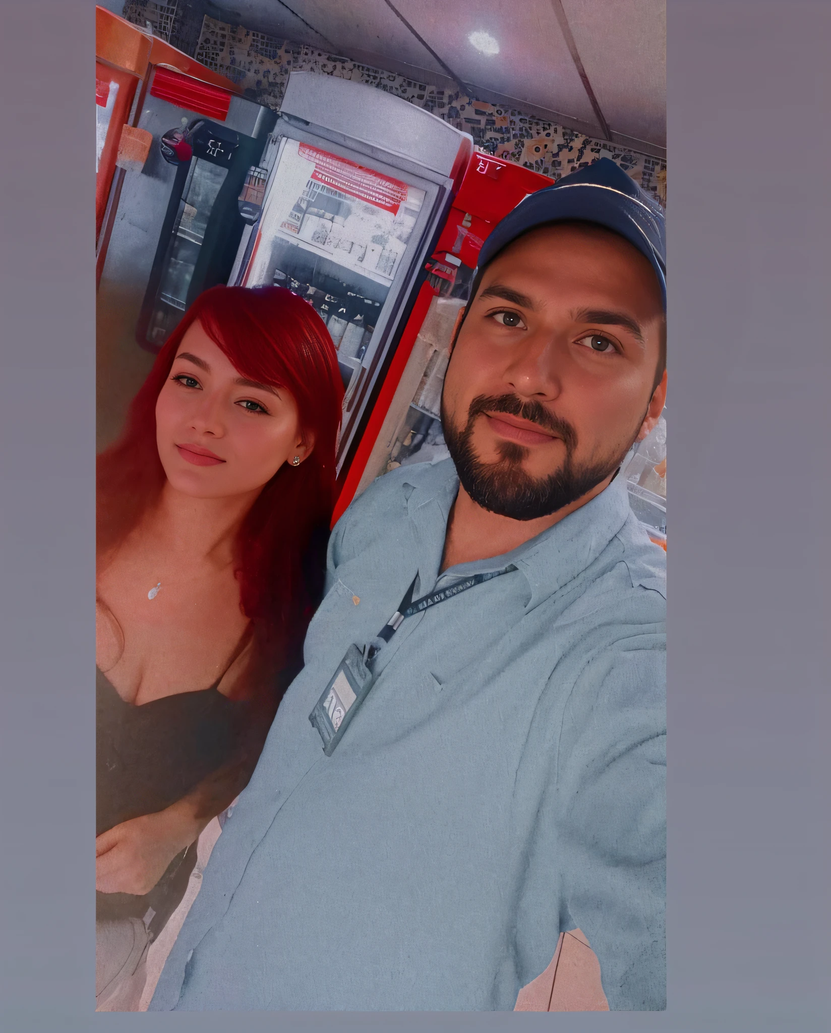 there is a man and woman standing next to each other, taken in the early 2020s, imagem de perfil, Foto do perfil 1024px, facebook post, imagem de qualidade muito baixa, Fotografia tirada em 2 0 2 0, Foto do perfil, instagram post, Foto do perfil, Sakimichan e Frank Franzzeta, Postagem no Reddit