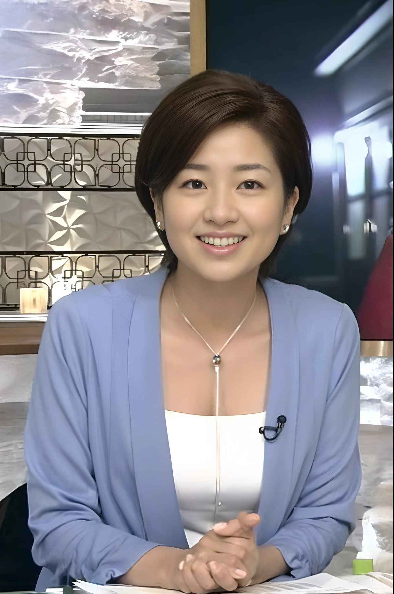 (8k、RAW Photography、top-quality、masuter piece:1.2)、ultra-detailliert、ultra res、(realisitic、rialistic photo:1.37)、top Quority,ultra-clear resolution,Alafed asian woman sitting at table with food plate, Yuka Kazami, narumi kakinouchi, style of yoshii chie, Chiho Ashima, deayami kojima, akiko takase, Kiyoko Suzuki, mariko mori, Sui Ishida, tsutomo nihie, Rinko Kawaichi