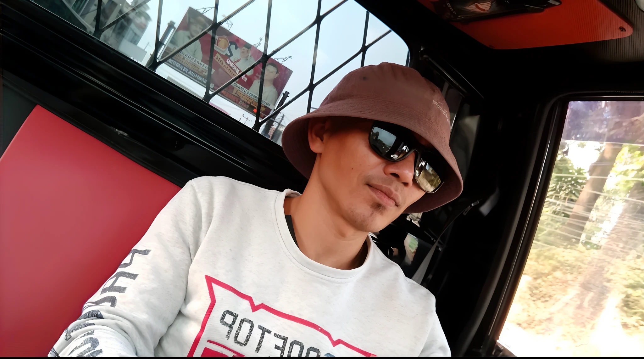 there is a man sitting in a bus with a hat and sunglasses, ramil sunga, by Abidin Dino, john jude palencar, potrait, with accurate face, with sunglass, andy worhol, handsome man, photo on iphone, random artist, candid picture, 4 0 years old man, thawan duchanee