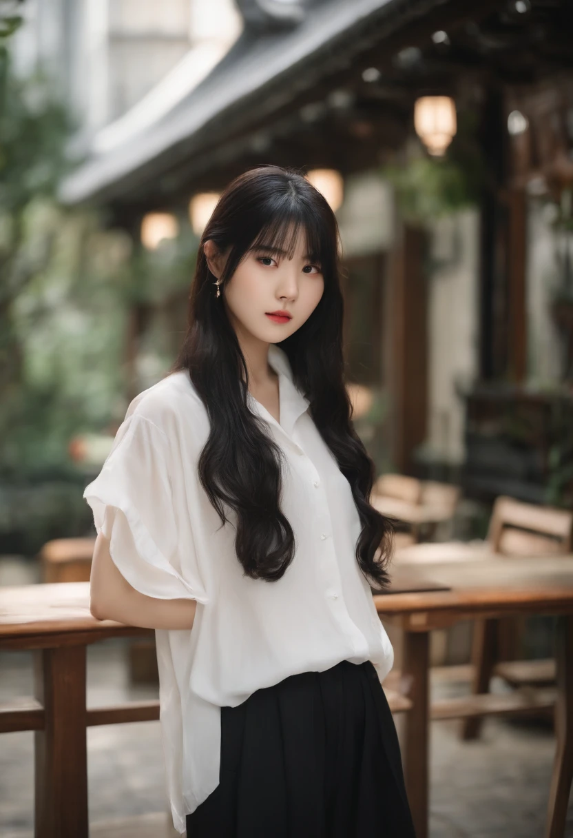 Black hair shortcuts、full body seen、Age is about 18 to 20 years old、The body shape is a little overweight、Height is 150 cm、japanes、ahe face、Tokyo、