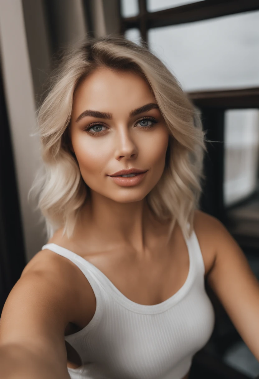 Woman in tank top and matching panties, fille sexy aux yeux bleus, portrait de Sophie Mudd, Portrait de Korina Cope, cheveux blonds et grands yeux, selfie of a young woman, Son maquillage, maquillage naturel, Look directly into the camera, Visages avec artgrammes, Maquillage subtil, Superbes photos du corps entier, Dans la chambre, gros seins pleins, une blonde, Latin, gymnase
