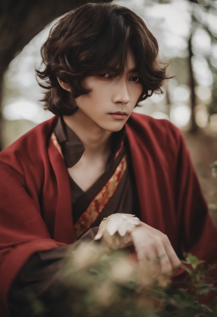 Taehyung loiro sentado fazendo cosplay de Dazai