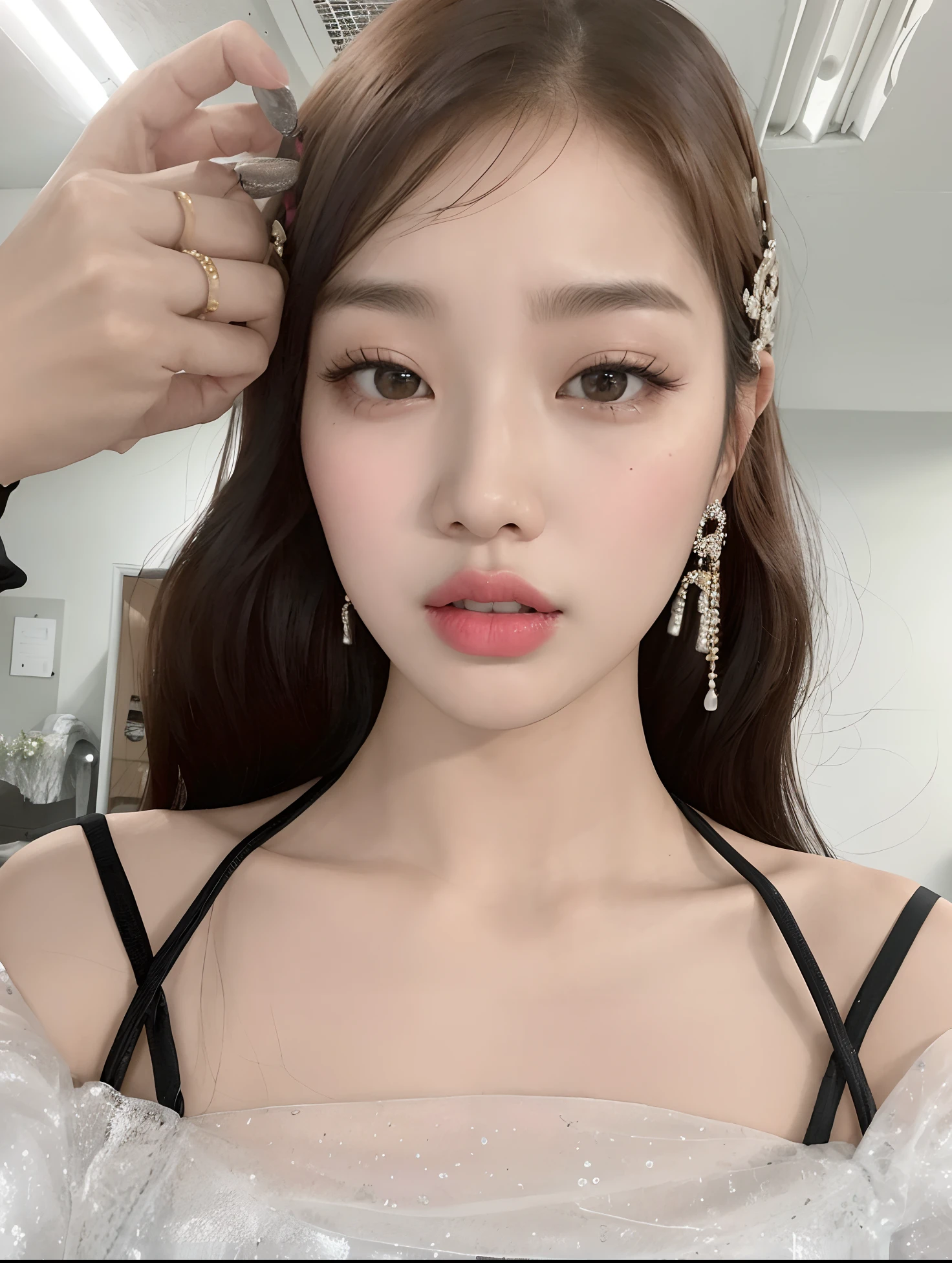 um close up de uma mulher com um colar e um colar, maquiagem coreana popular, Ulzzang, maquiagem sul-coreana popular, linda mulher coreana jovem, young adorable korean face, mulher coreana jovem bonita, Jinyoung Canela, Mulher sul-coreana bonita, lindo rosto delicado, maquiagem macia, Heonhwa Choe, menina coreana, Jaeyeon Nam, Yanjun Chengt, roupa preta e tatuagens no peitoral, She has a good piercing nose piercing and heart-shaped earrings, heart earring