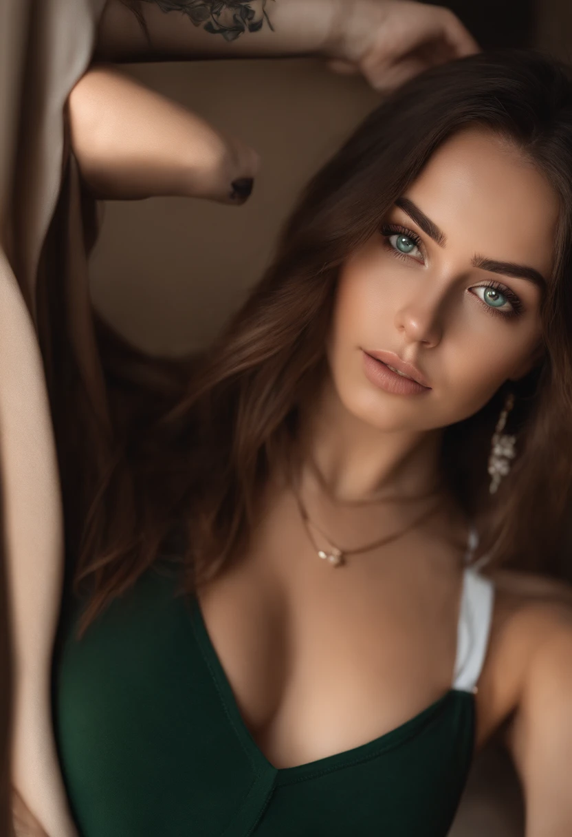 Arafed woman with white tank top and necklace, Sexy girl with green eyes, portrait sophie mudd, brown hair and big eyes, Selfie einer jungen Frau, Augen im Schlafzimmer, Violet Myers, ohne Make-up, Natural makeup, Blick direkt in die Kamera, Gesicht mit Artgram, dezentes Make-up, Stunning full body shot, piercing green eyes, Nice angle, attraktive Pose, Cute girl, sexy Pose, Full body image, full entire body, full body shoot, brunette goddess, Hohe Detailgenauigkeit, Zufriedene Pose, Lederhose